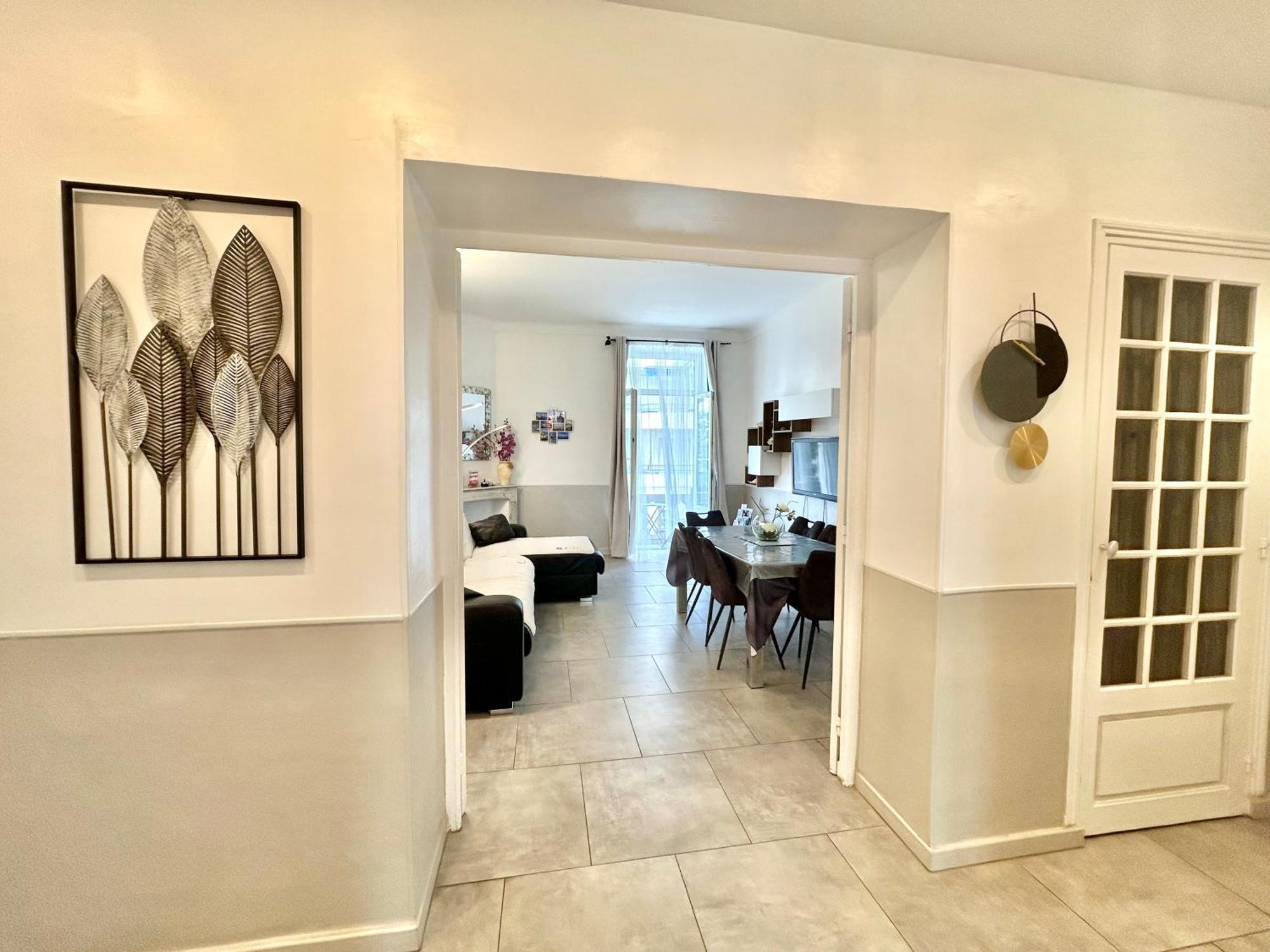 Amiral Courbet Apartment Жуан-Ле-Пин Екстериор снимка