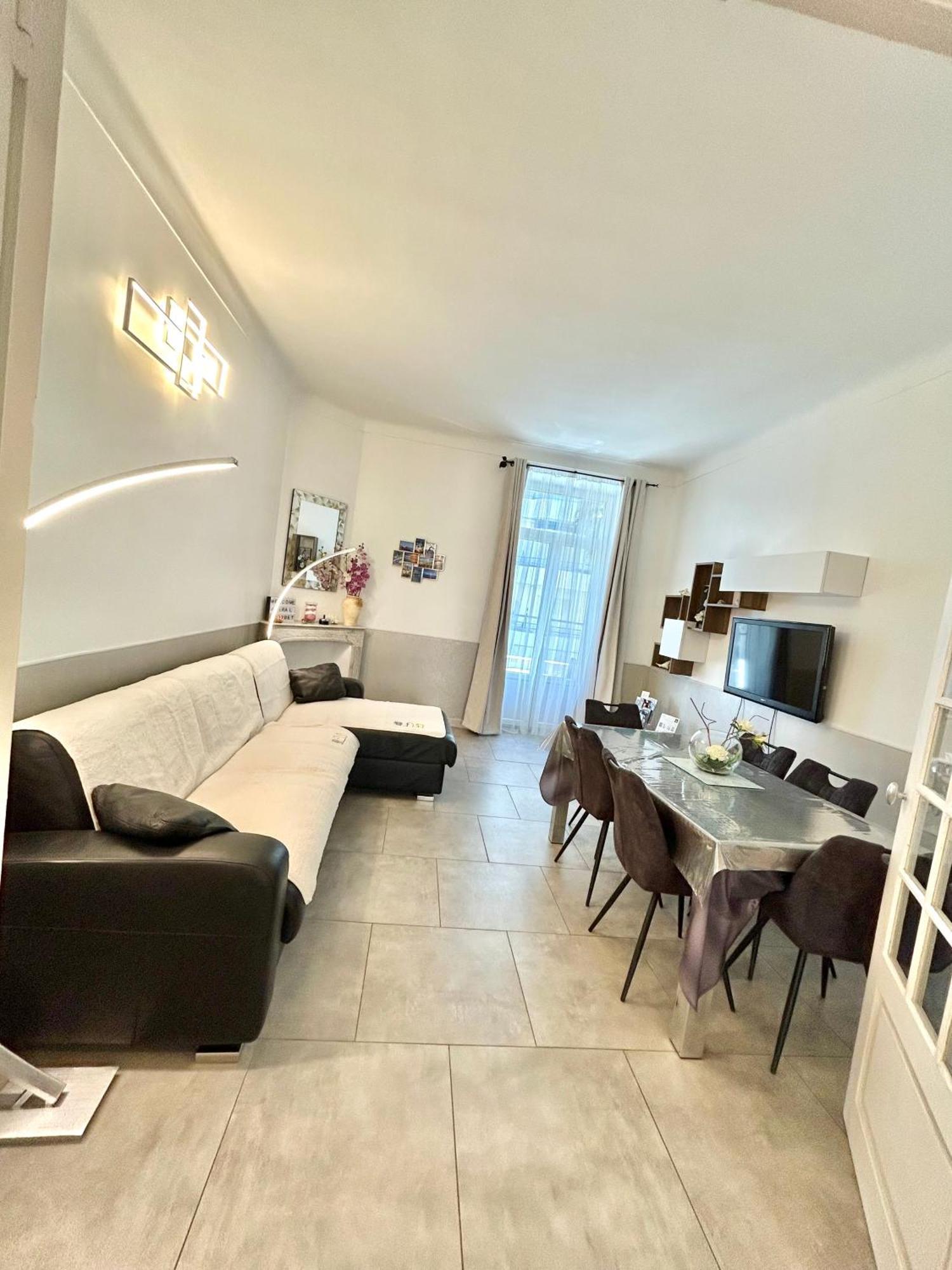 Amiral Courbet Apartment Жуан-Ле-Пин Екстериор снимка