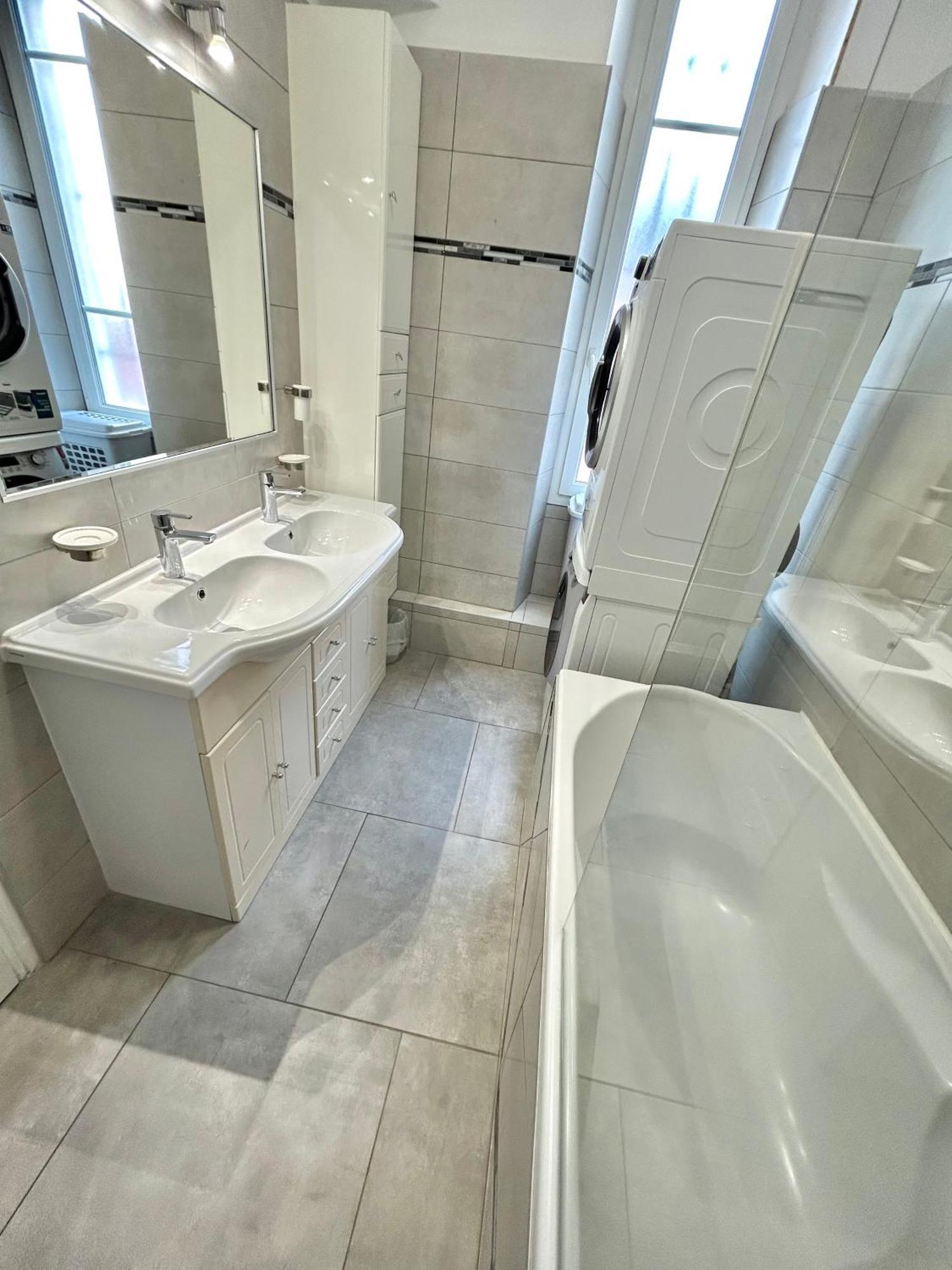 Amiral Courbet Apartment Жуан-Ле-Пин Екстериор снимка