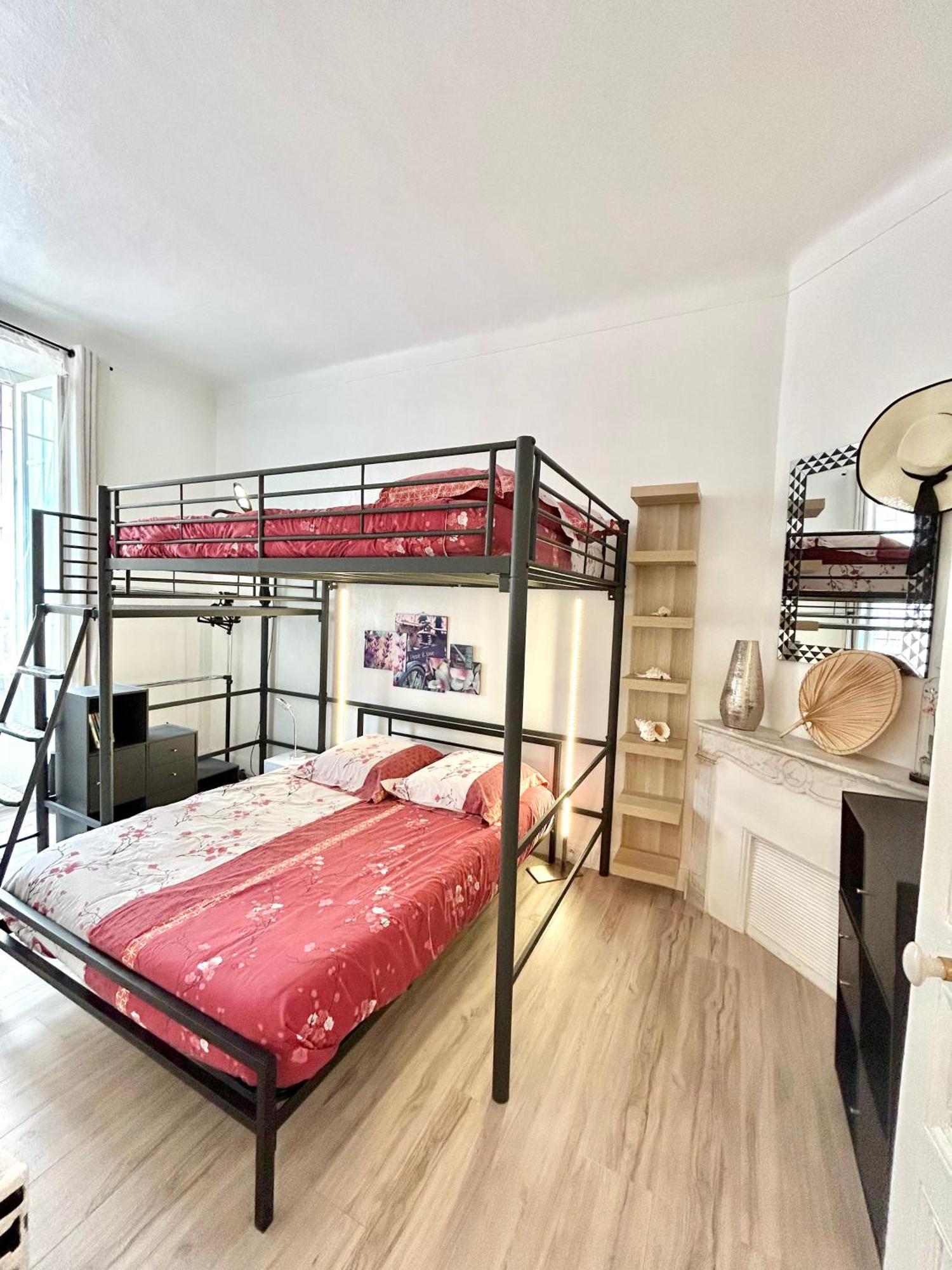 Amiral Courbet Apartment Жуан-Ле-Пин Екстериор снимка