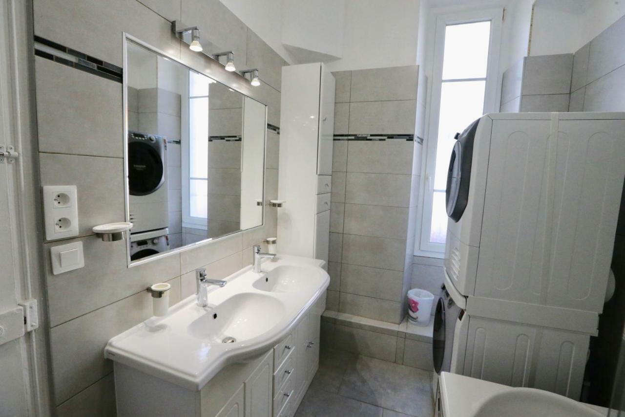 Amiral Courbet Apartment Жуан-Ле-Пин Екстериор снимка